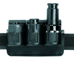 Three Safariland Speedloaders With Triple Pouch