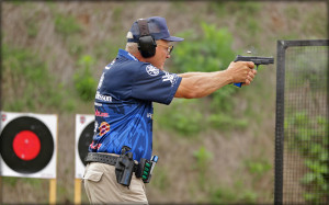 Jerry Miculek In A 3-Gun Match