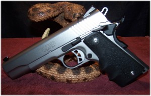 Hogue Wraparound Rubber Grips with Finger Grooves 1911 Colt .45 9mm #C45-000 on the Ruger SR1911