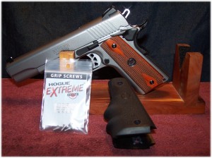 Hogue Wraparound Rubber Grips with Finger Grooves 1911 Colt .45 9mm #C45-000 and Mounting Screws (Sold Separate)